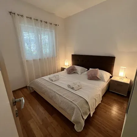 Sun Haven Luxury Gostinjska kuća 4*