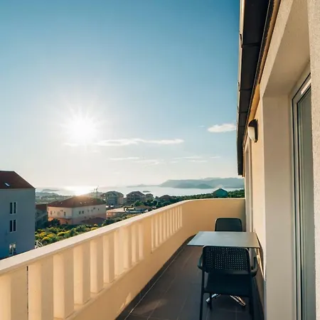 Sun Haven Luxury 4* Zvekovica