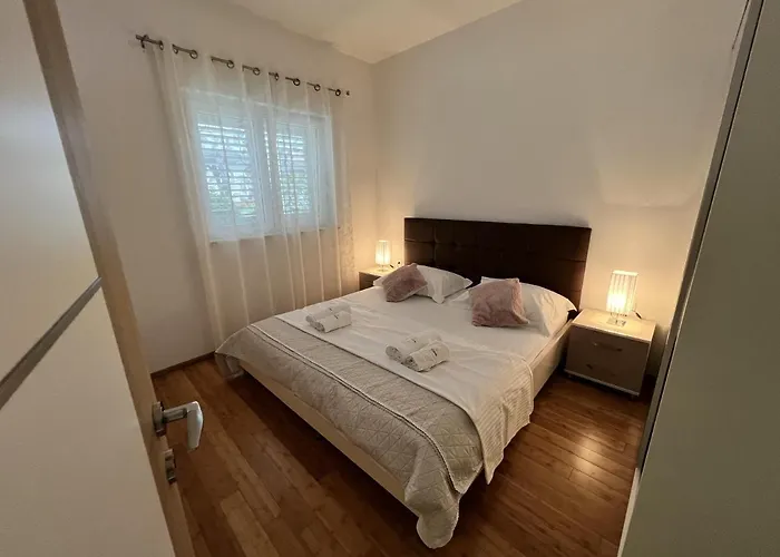 Sun Haven Luxury بيت ضيافة 4*