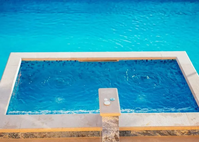 Sun Haven Luxury بيت ضيافة Zvekovica